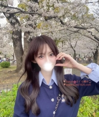 🌸あおみ(Aomi)📍出身：日本 💗T163｜B82(C)｜W57｜H84｜21歳